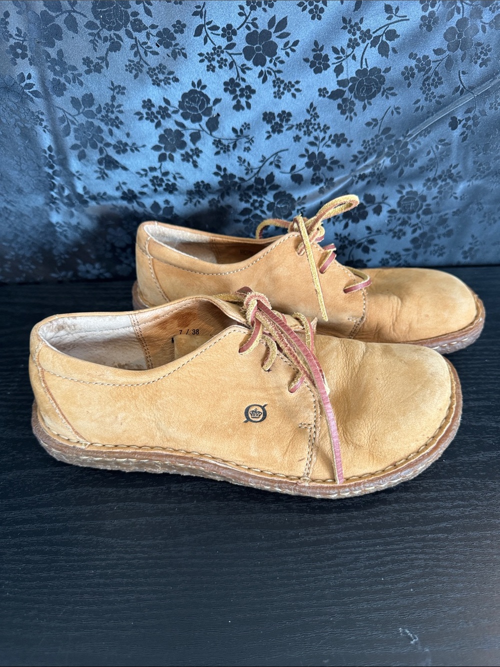 Born Men's Lace-Up Oxfords in Tan Suede with Pink Laces